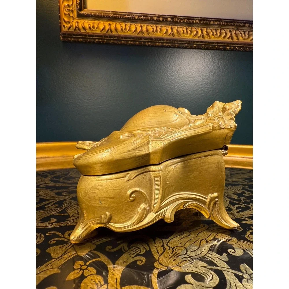 N/A antique art